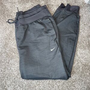 Nike Women’s Gray Jogger Pants